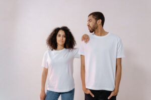 המינימליזם באופנה: איך להיראות במיטבך עם מינימום מאמץ
